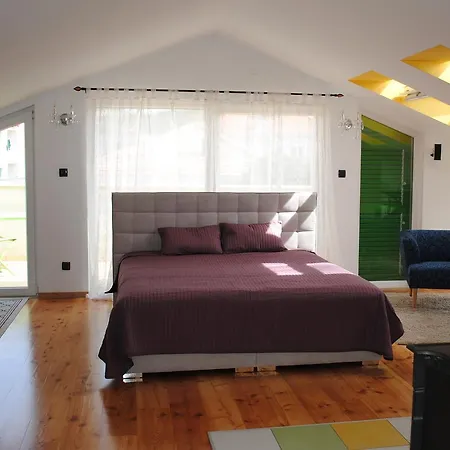 Apartment Studio Apartman Vetma Solin